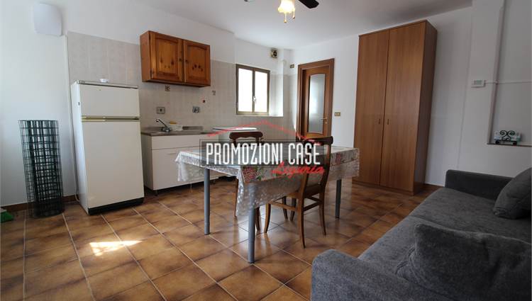 Soggiorno angolo cottura